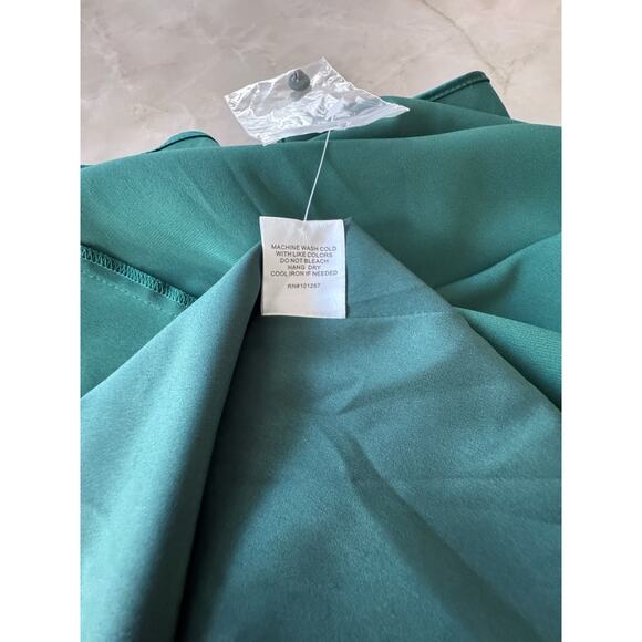 Alexia Admor Dress Sz 8 Emerald Green Satin Midi High Neck Long Sleeve NWT - Picture 8 of 8